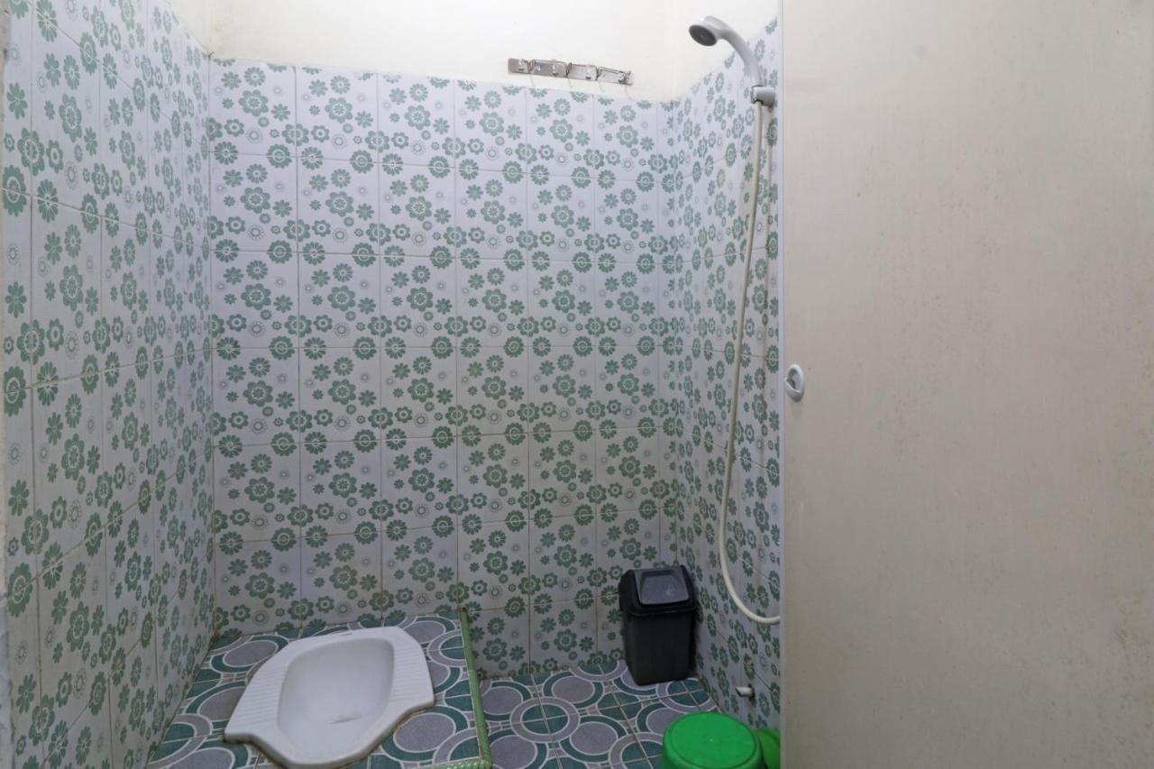 Guest House Taman Sari Syariah Пеканбару Екстериор снимка